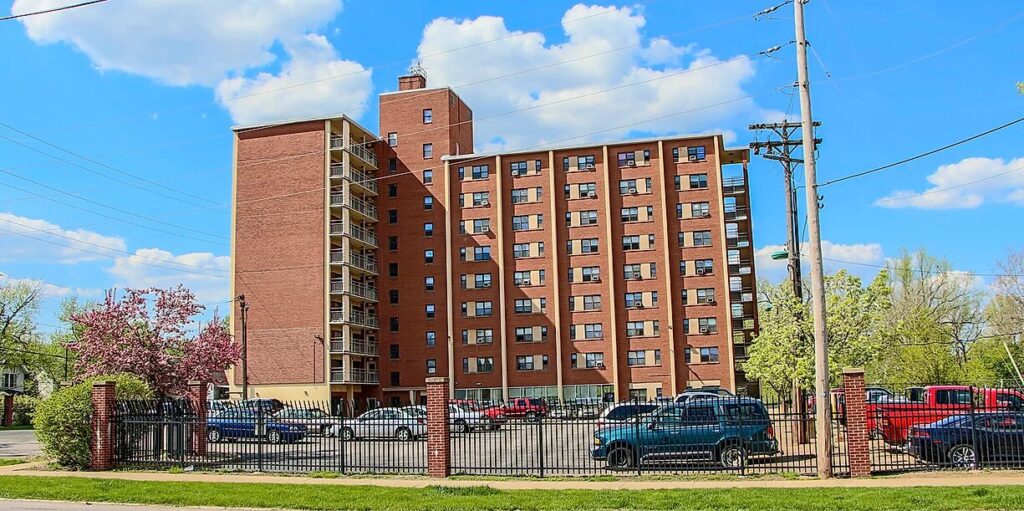 Riverview Exterior 2